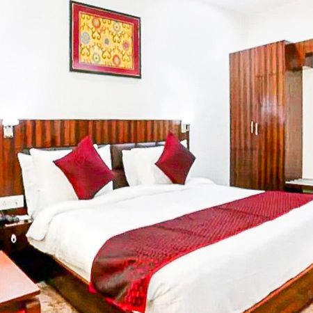 Delux Plaza By Wb Inn Agra (Uttar Pradesh) Exterior foto
