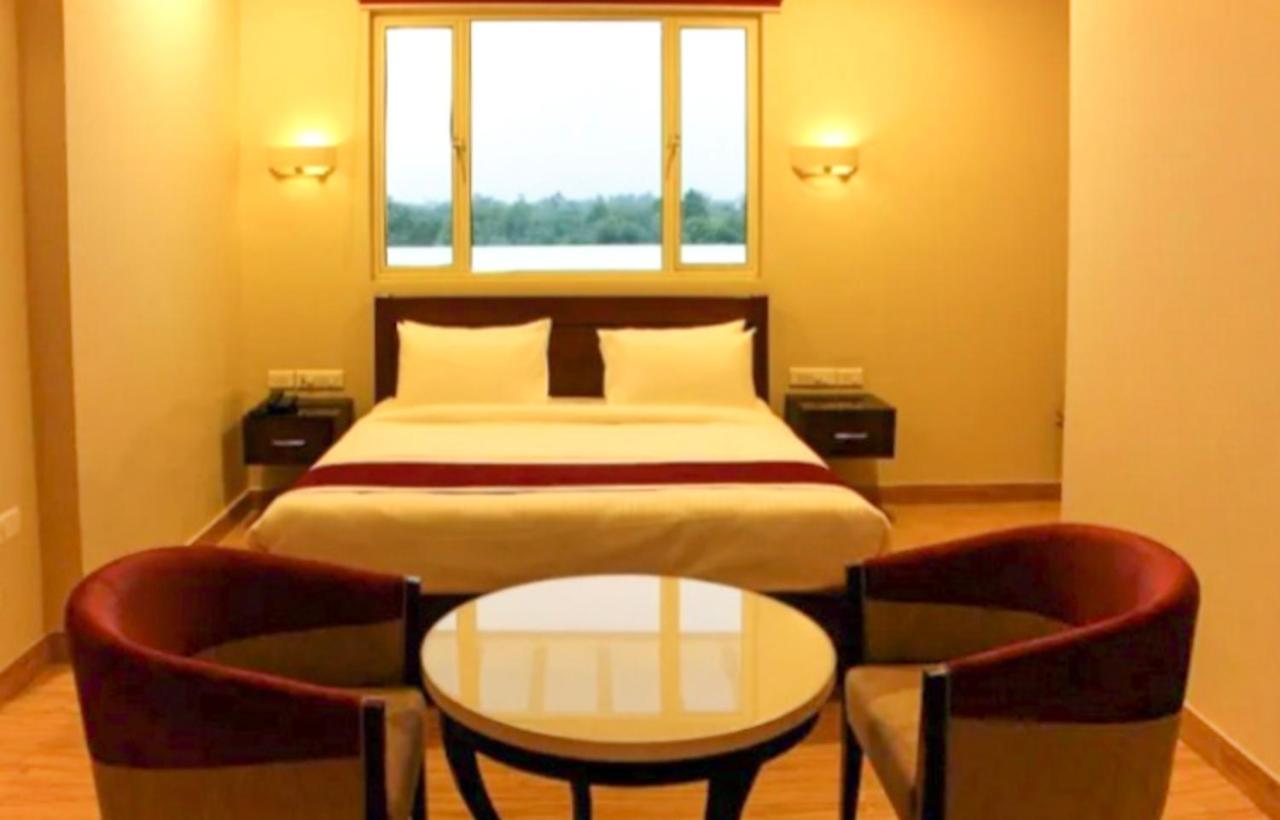 Delux Plaza By Wb Inn Agra (Uttar Pradesh) Exterior foto
